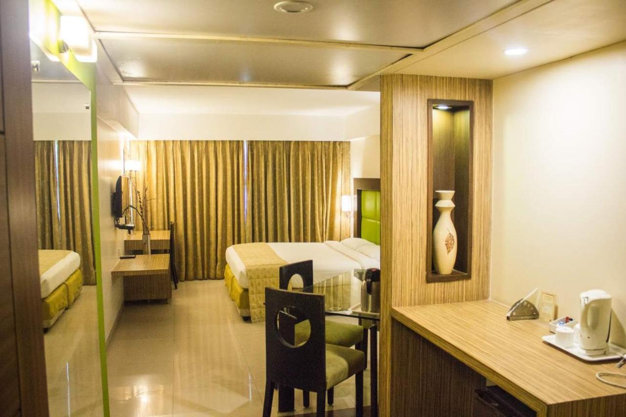 נאווי מומבאי Hotel Corporate מראה חיצוני תמונה