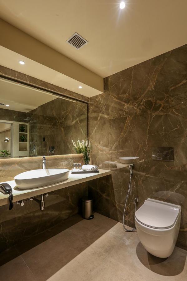 נאווי מומבאי Hotel Corporate מראה חיצוני תמונה