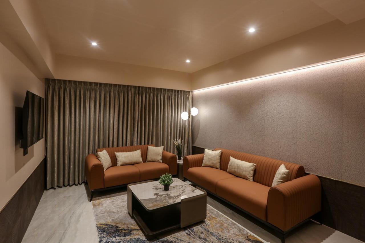 נאווי מומבאי Hotel Corporate מראה חיצוני תמונה